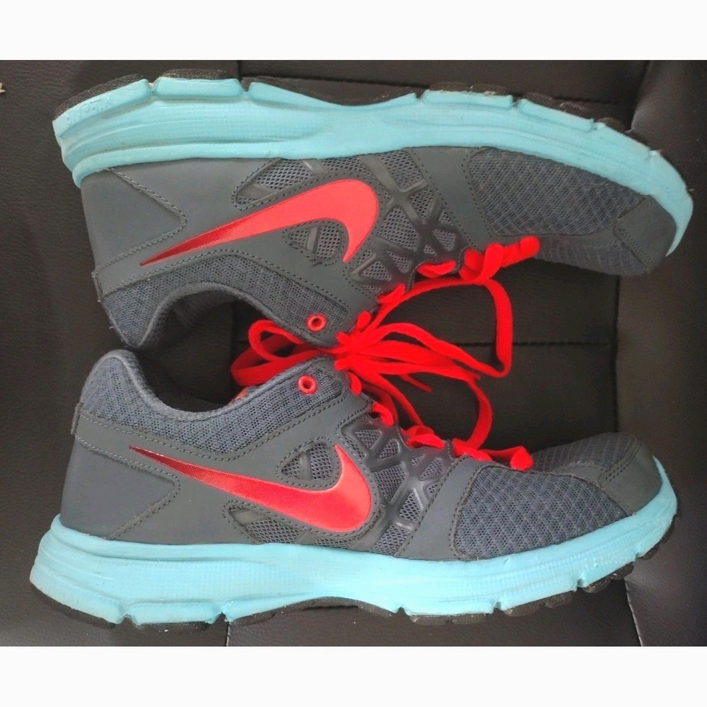 Nike Relentless 2 Womens Size 9 Running Shoes Grey Blue‎ Crimson Sneakers